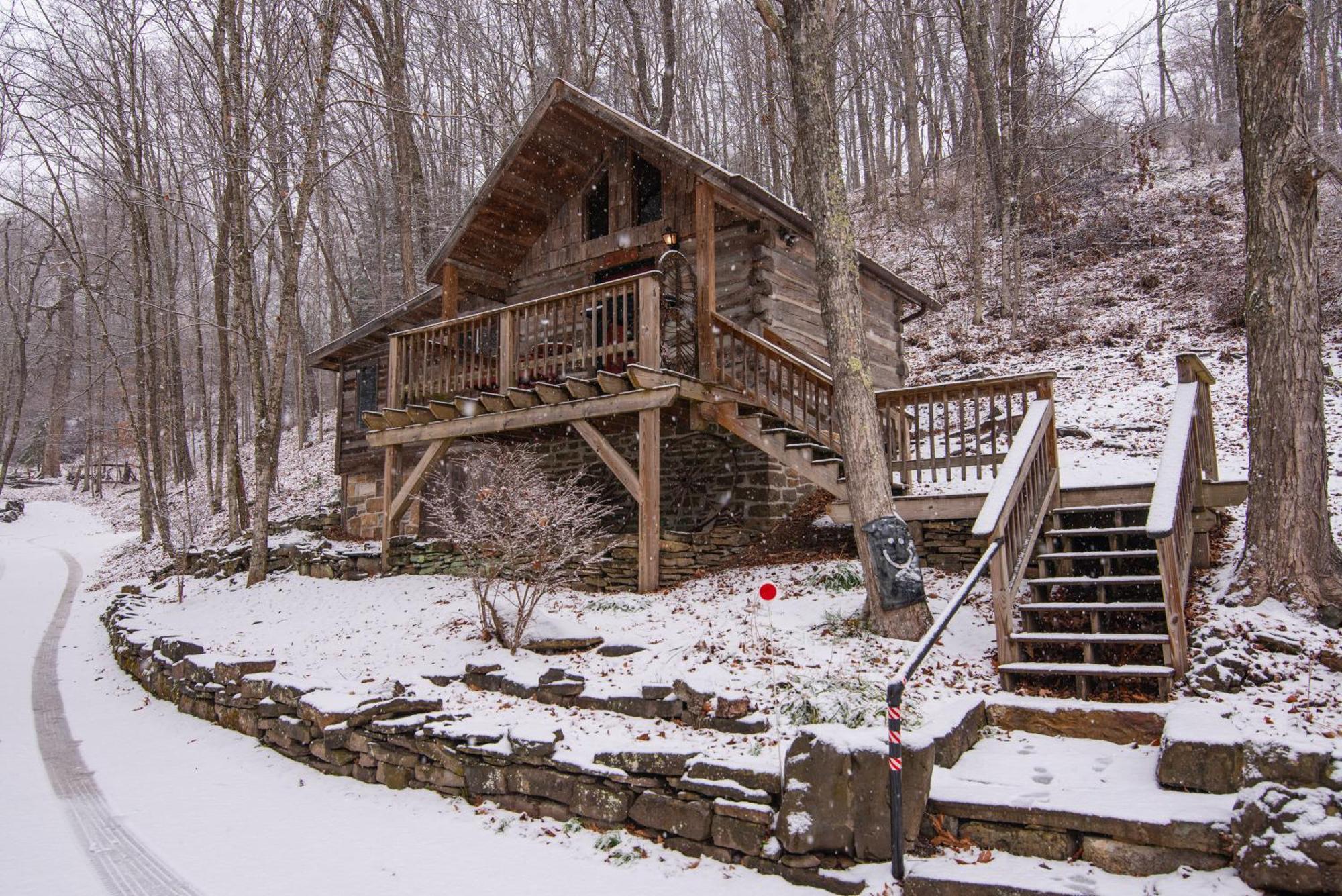 Moore House Inn & Cabins Marlinton المظهر الخارجي الصورة