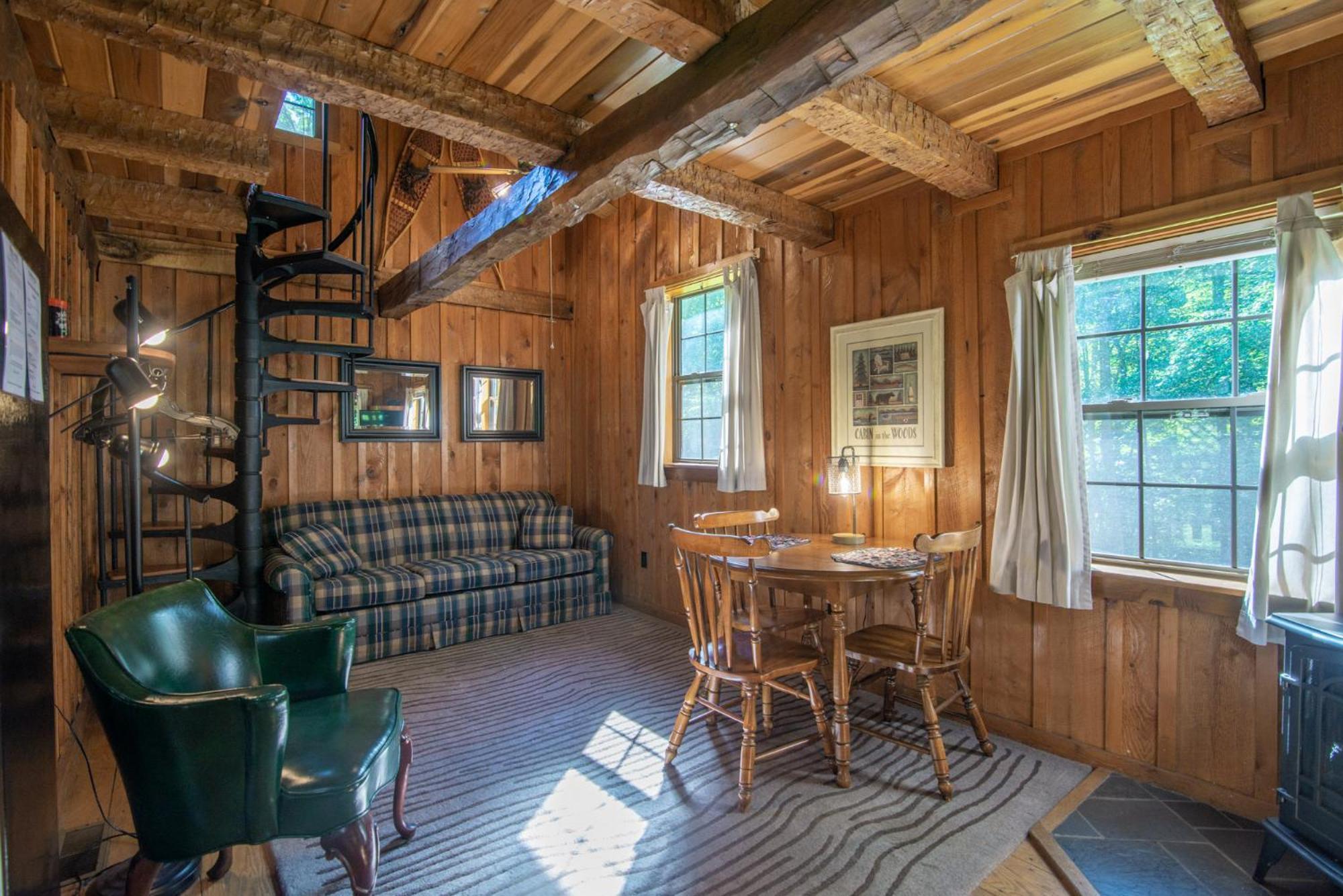 Moore House Inn & Cabins Marlinton الغرفة الصورة