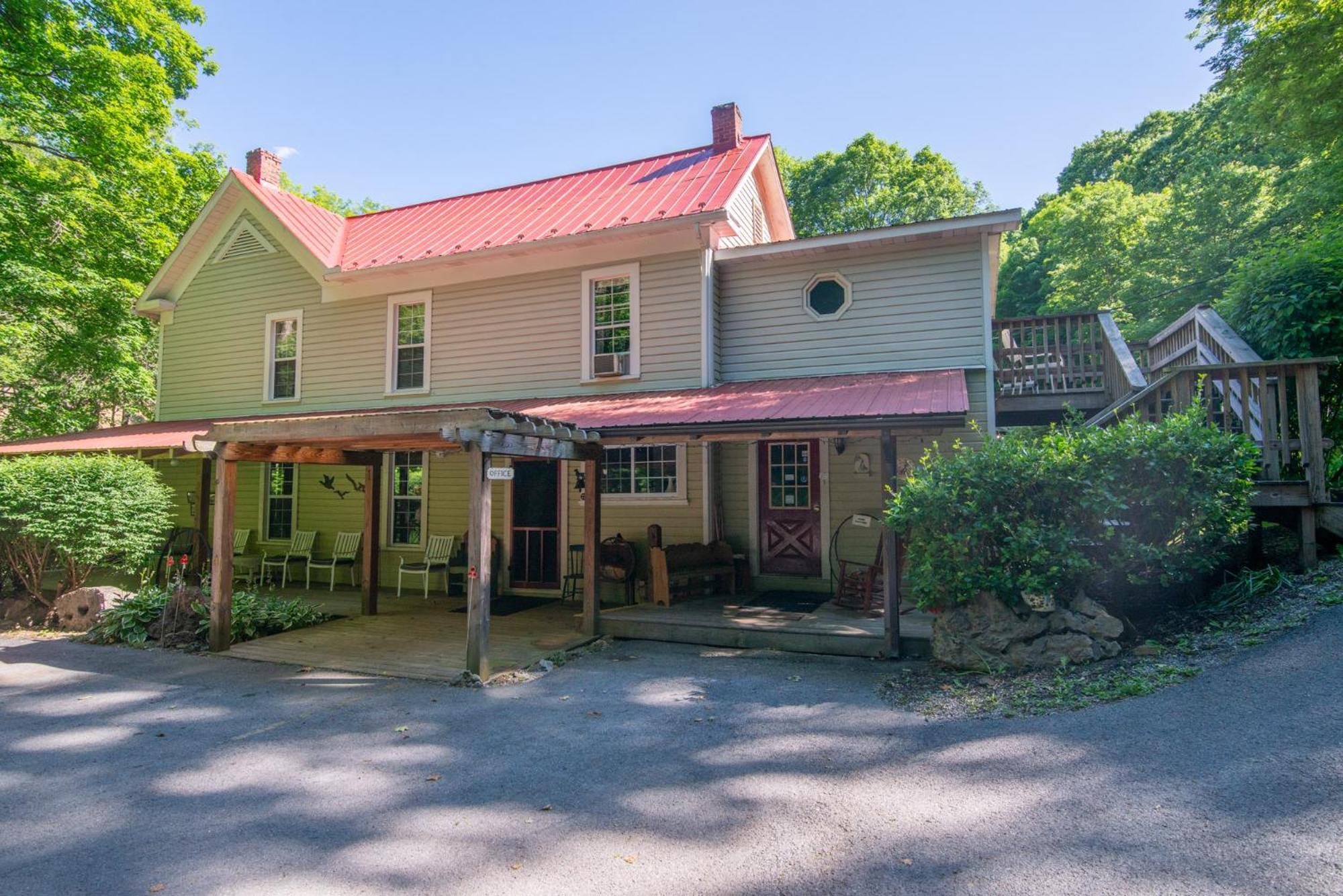 Moore House Inn & Cabins Marlinton المظهر الخارجي الصورة