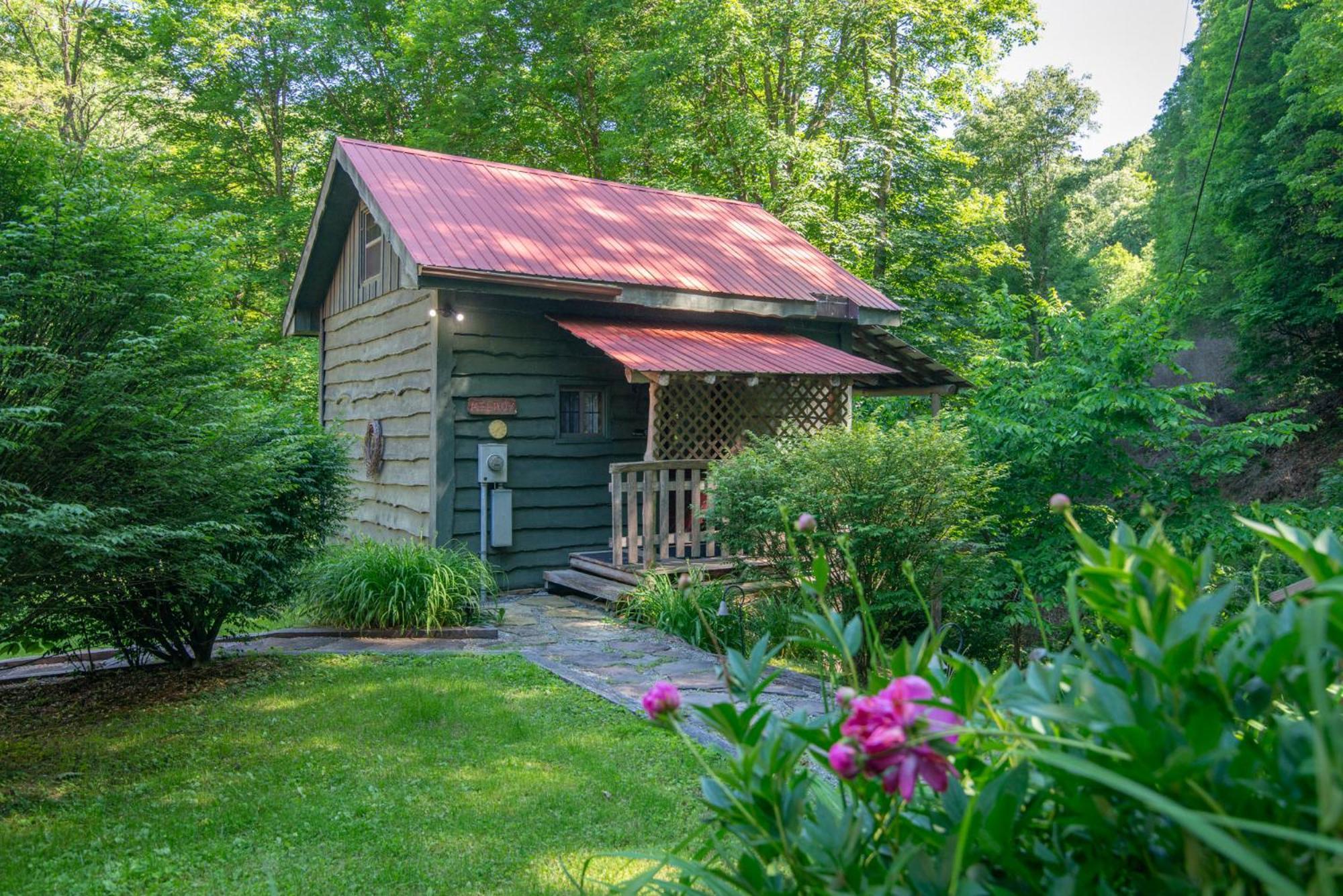 Moore House Inn & Cabins Marlinton المظهر الخارجي الصورة