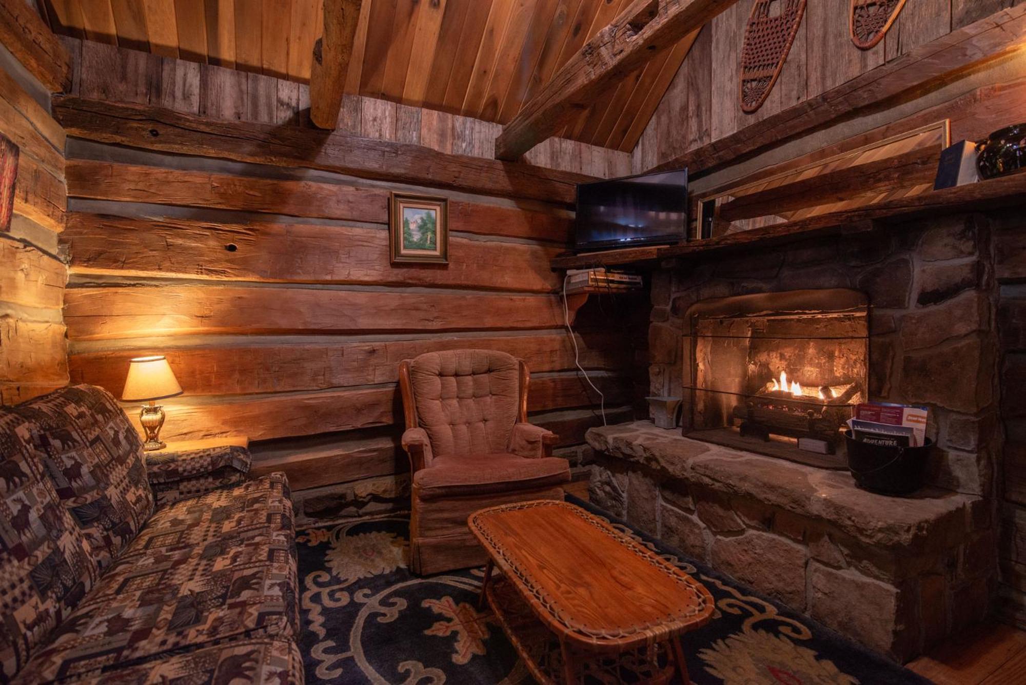 Moore House Inn & Cabins Marlinton المظهر الخارجي الصورة
